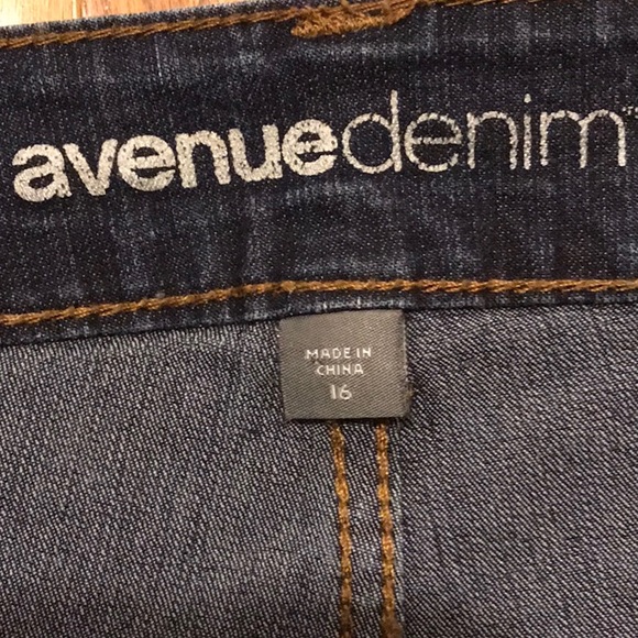 👖 Avenue Denim~Ankle Jeans 👖👖 - Picture 6 of 10